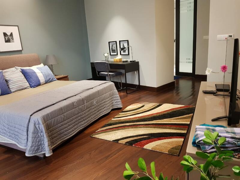 Banyan Tree Signatures - 1