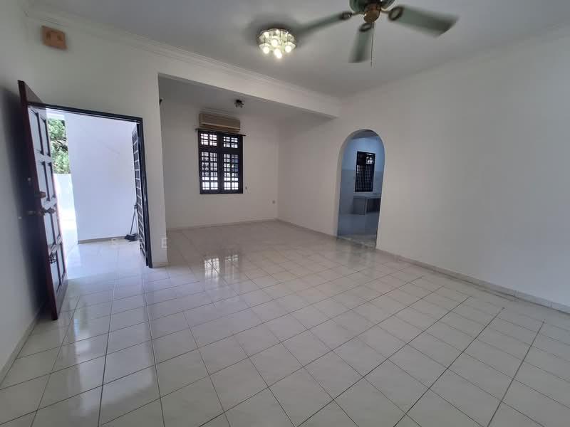 Taman Assam Kumbang - 4