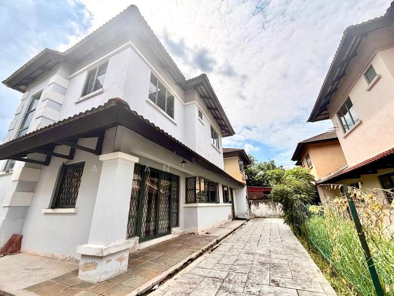 2 Storey Semi-D House @ Bandar Tasik Kesuma - 2