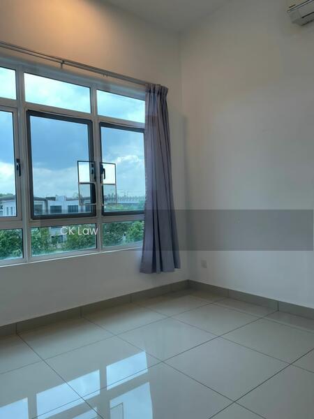 La Thea Residences - 4