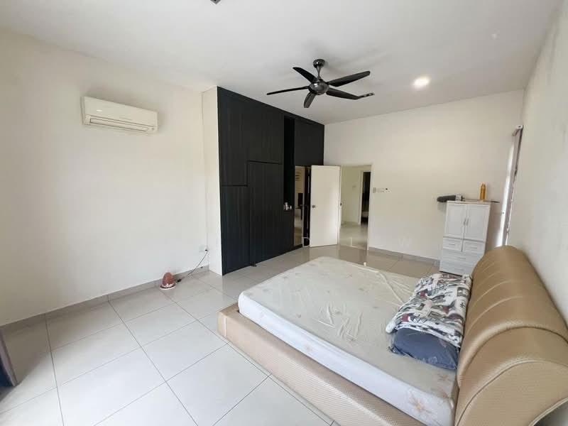 Taman Seri Austin - 4