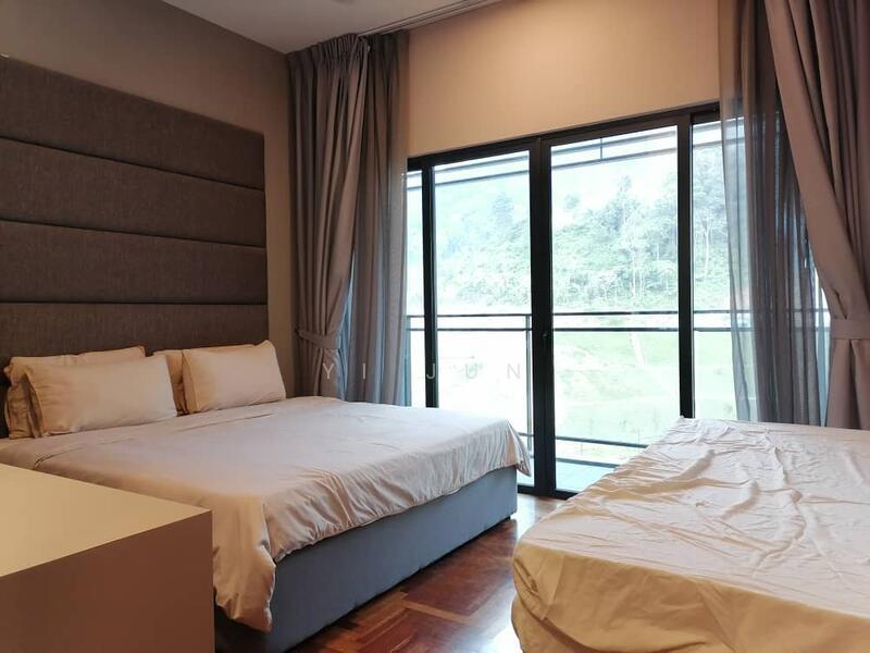 Vista Residences - 5