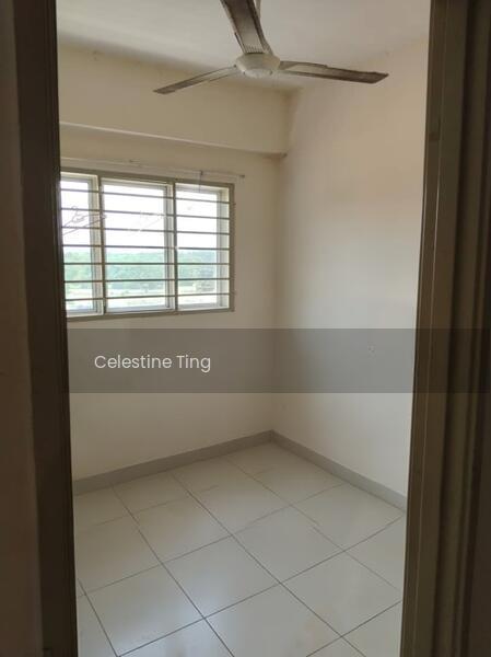 The Residence 1 @ Tiara East - 2