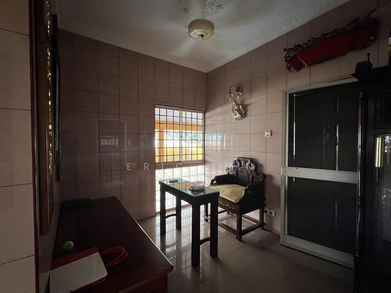 Happy Garden corner Single Storey - 5