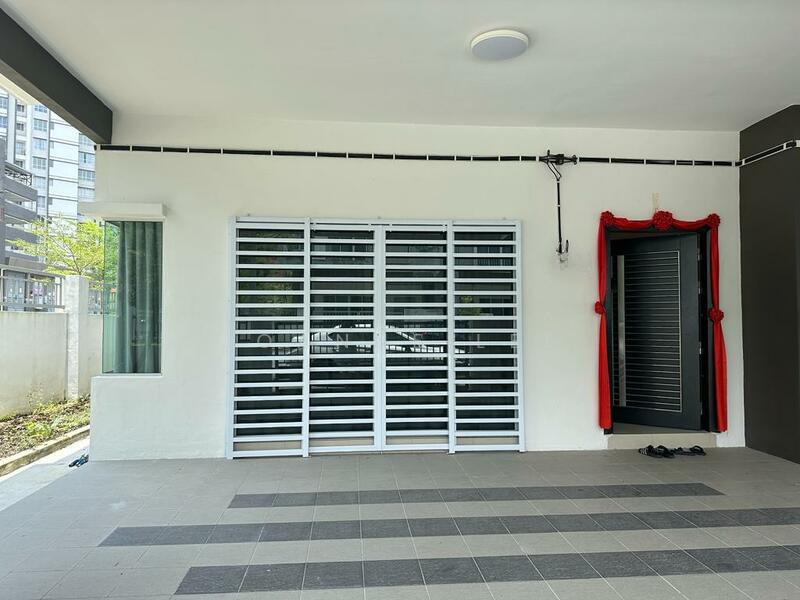 2 Storey Corner Meru Scientex @Taman meru idaman - 1