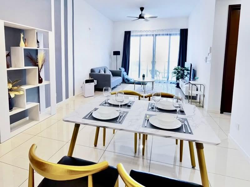 Queens Residences Q2 @ Queens Waterfront - 2