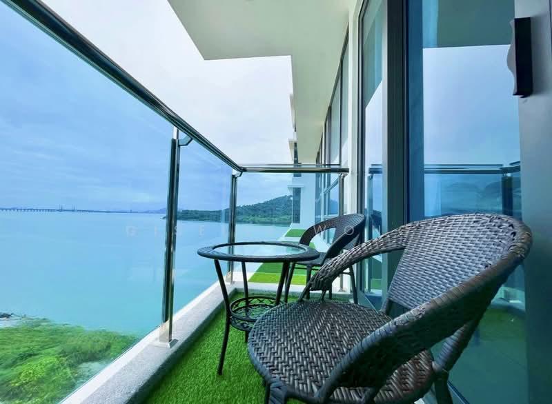 Queens Residences Q2 @ Queens Waterfront - 1