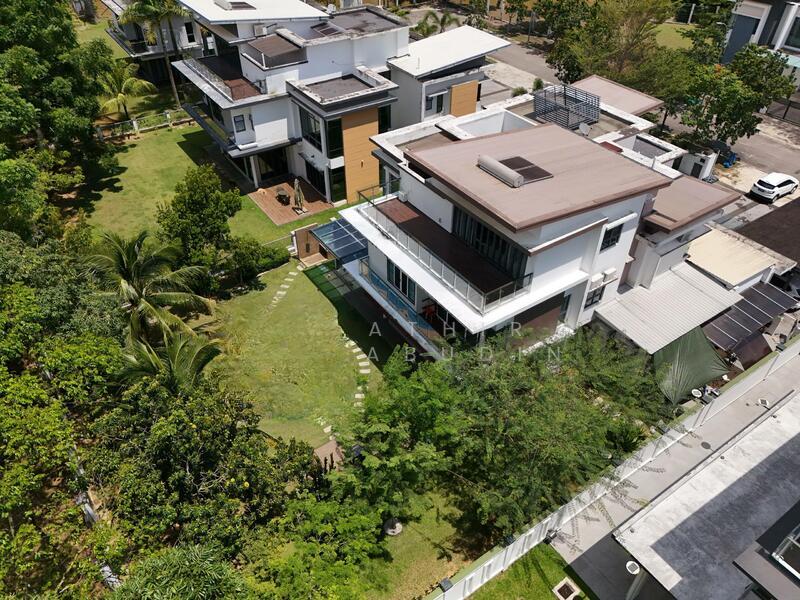 Lake Garden Villa, Cahaya SPK - 4