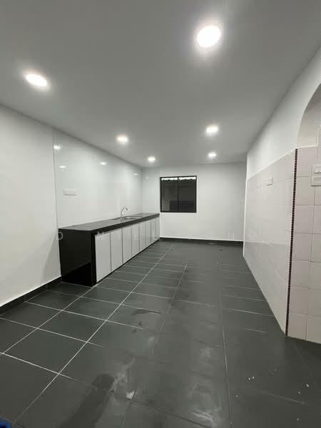 Taman Johor Jaya - 5