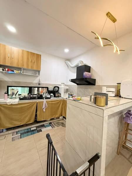 Taman Pulai Utama - 4