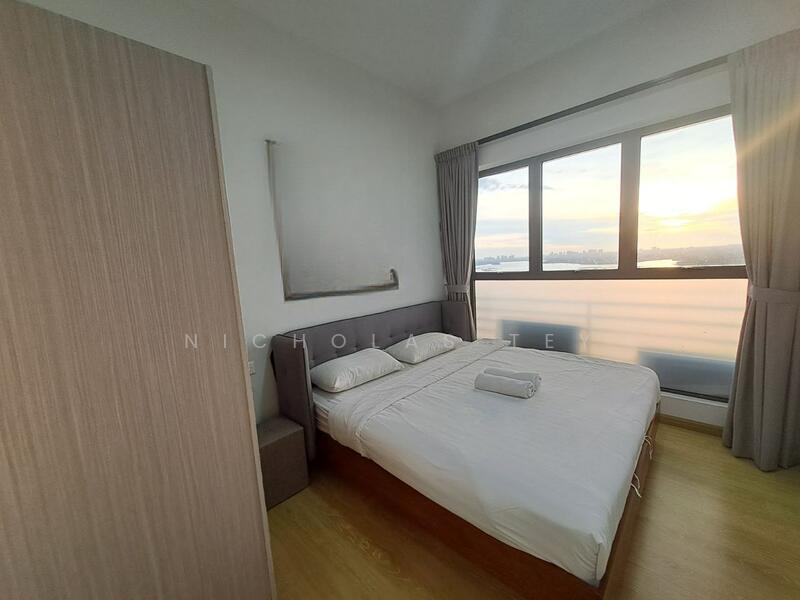 Bay Laurel @ Country Garden Danga Bay - 2