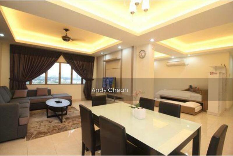 Danga View Apartment - 1