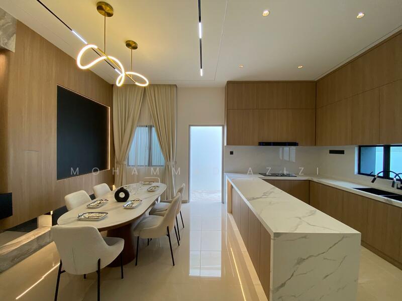 Indera Mahkota 16 - 2