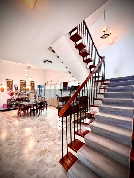 Charming Double-Storey Bungalow with Expansive Grounds @ Pulau Tikus. - 4