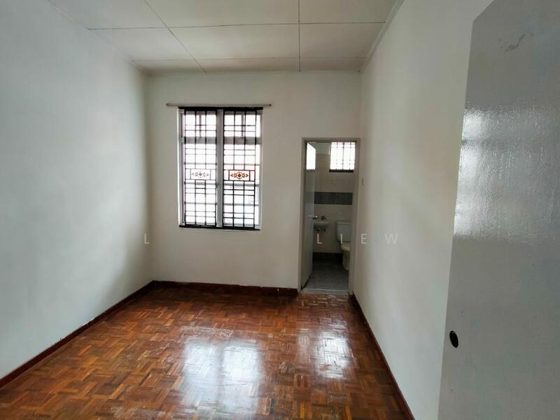 Taman Bukit Dahlia - 5