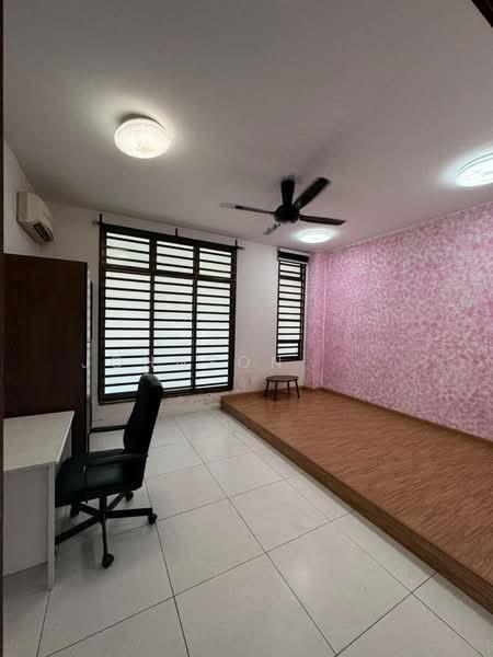 Taman Lagenda Putra - 4