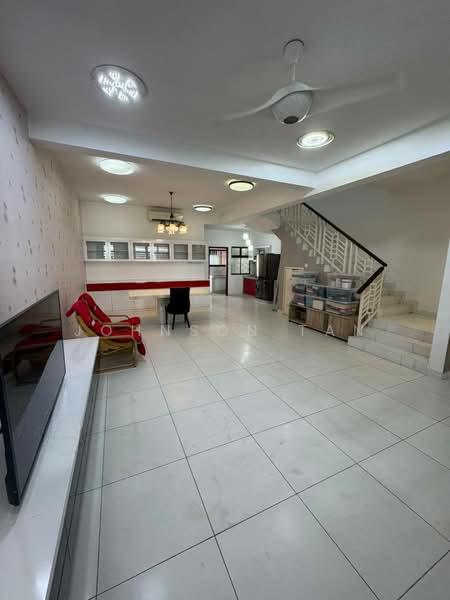 Taman Lagenda Putra - 1