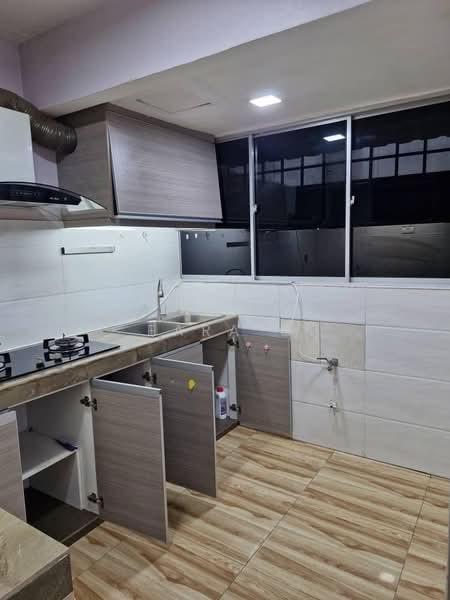 Flora Damansara Flat - 2