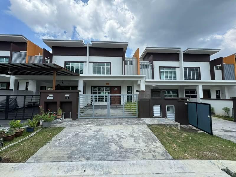 Bandar Springhill @ Nova - 3