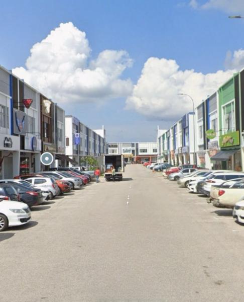 Bandar Indahpura - 1