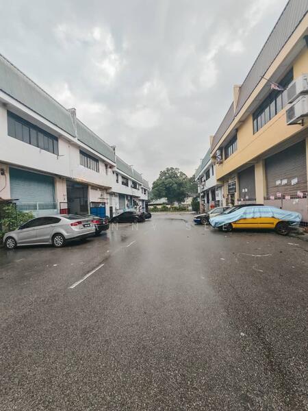 Kempas Jalan Dataran 1.5 Storey Terrace Factory - 3
