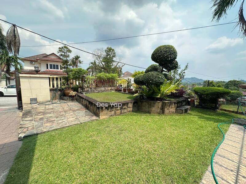 Bungalow at Taman Sri Hijau - 2