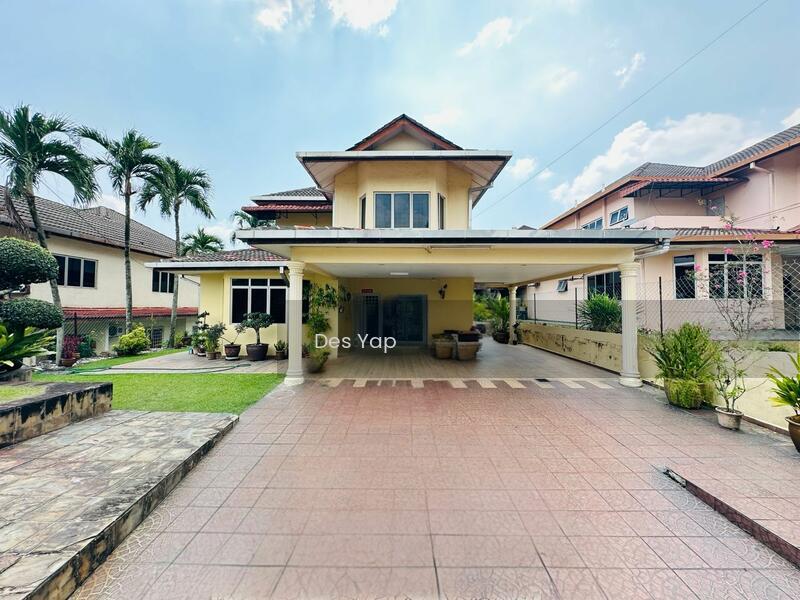 Bungalow at Taman Sri Hijau - 1