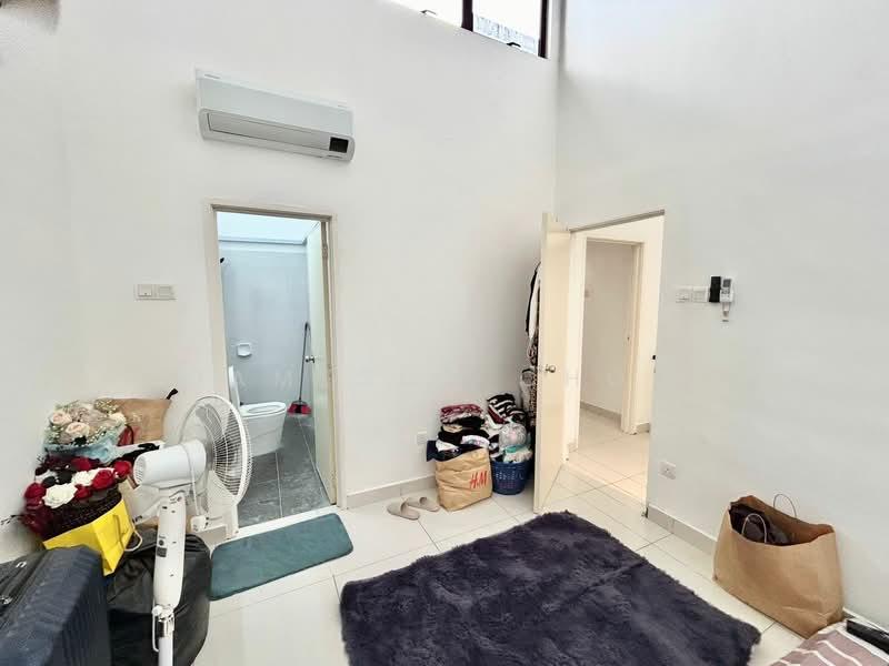 Rini Heights - 4