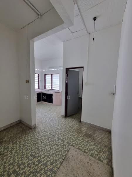 Pasir Puteh Single Storey Semi-D - 3
