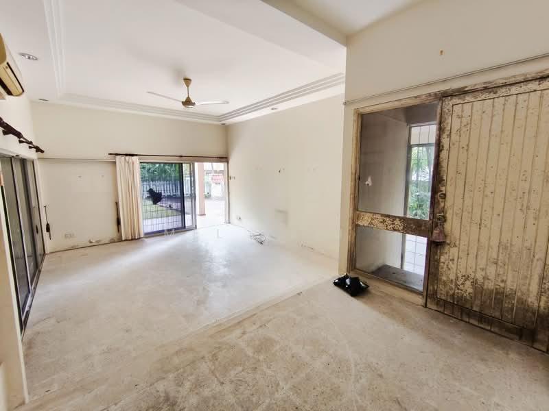 Ukay Heights Bungalow - 4