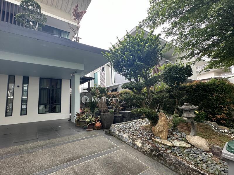 THE STRAITS VIEW RESIDENCES - 1