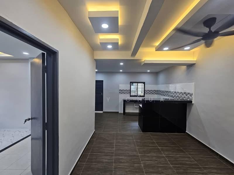 Bukit Indah Double Storey End Lot - 3