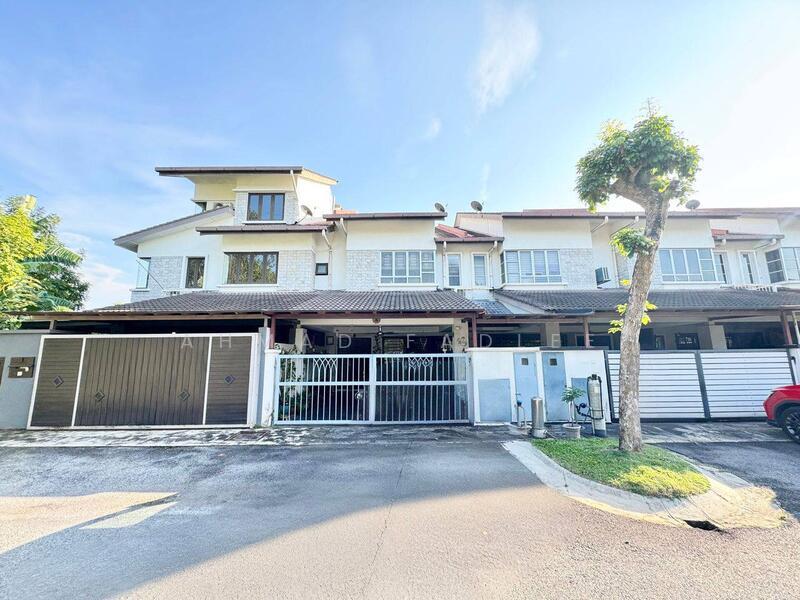 Bandar Nusaputra - 1