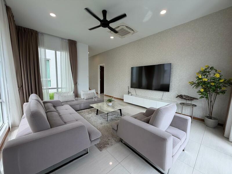 Isola Villa @ Senibong Cove - 1