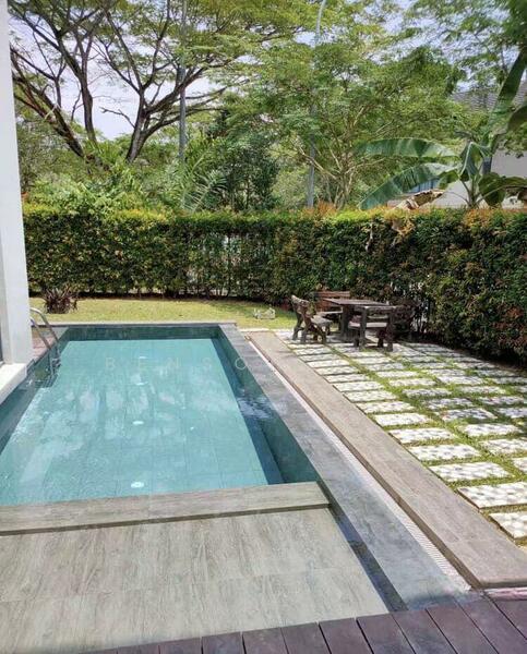 Leisure Farm Corner Bungalow for Sale - 1