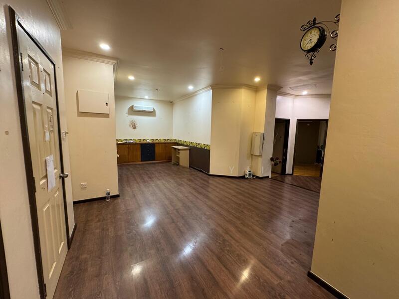 De Summit Condominium - 3