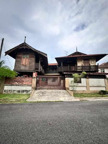 Sri Pulai Perdana Sris Pulais Perdanas - 1