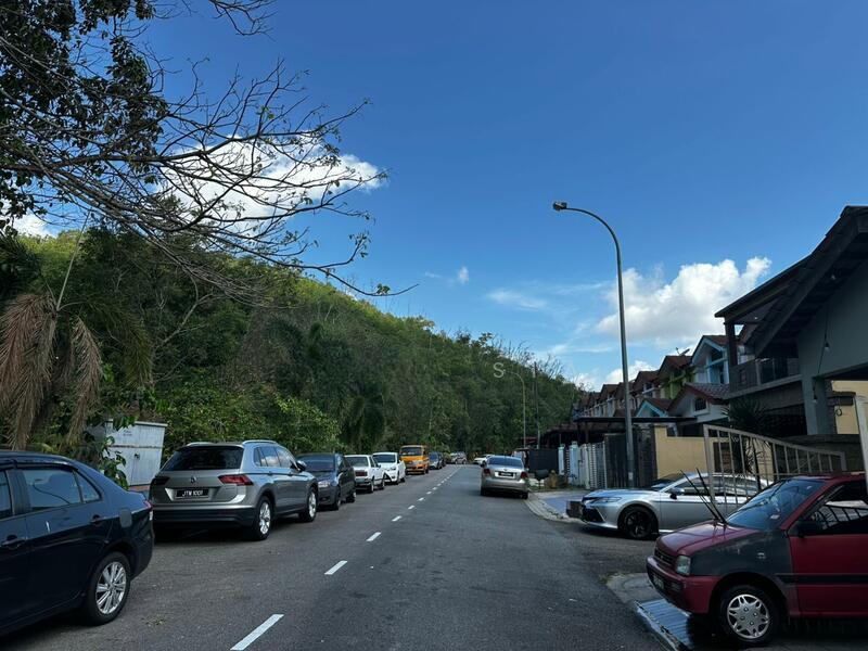 Taman Nusa Indah - 1