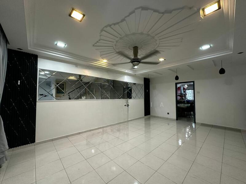 Taman Nusa Indah - 2