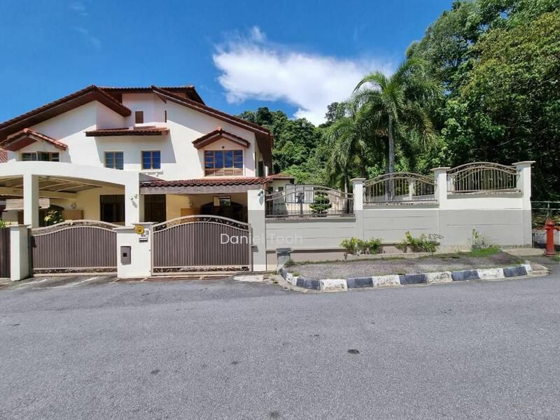 Semi-D house at Tanjung Bungah - 4
