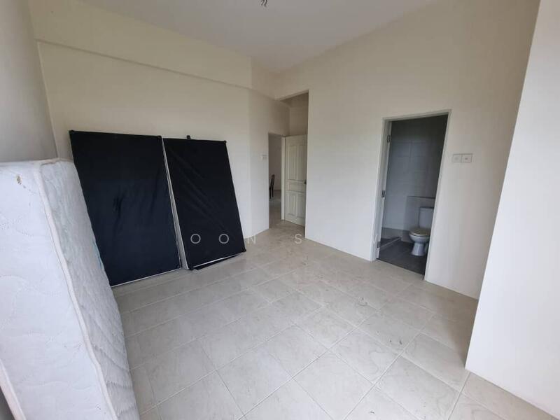 The View Condominium - 4