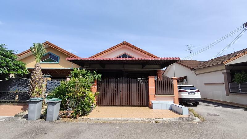 Taman Pulai indah - 1