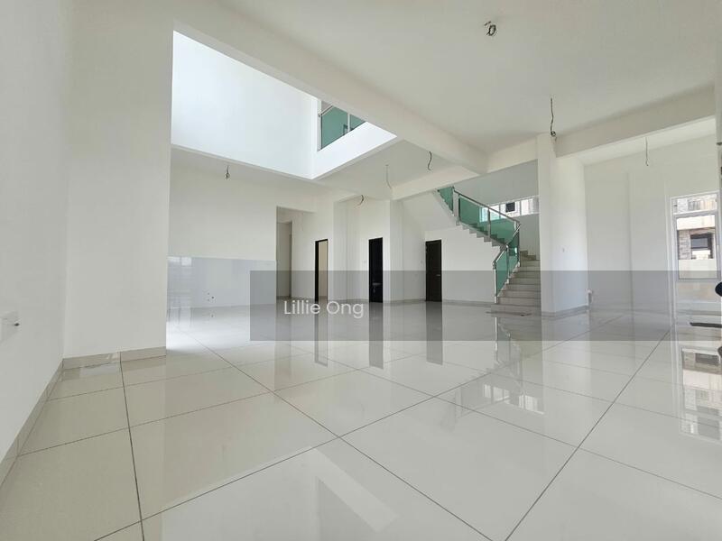 TAMAN LEMBAH PERMAI - 4