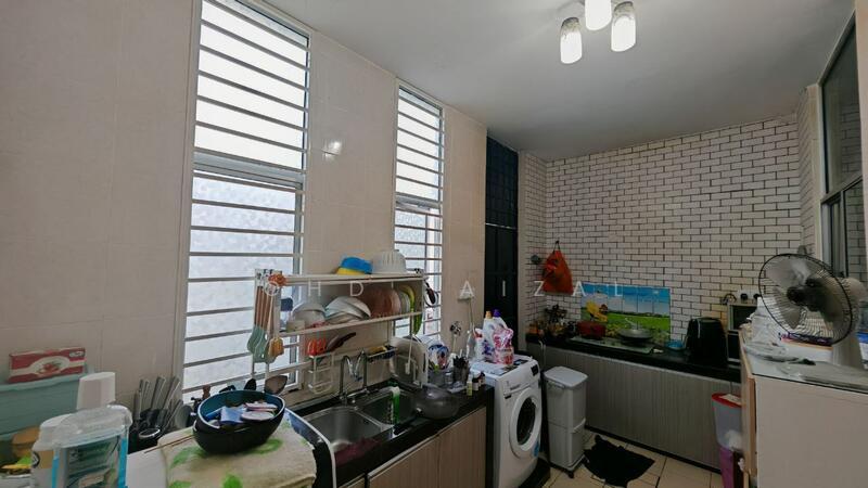 Bangi Avenue - 2