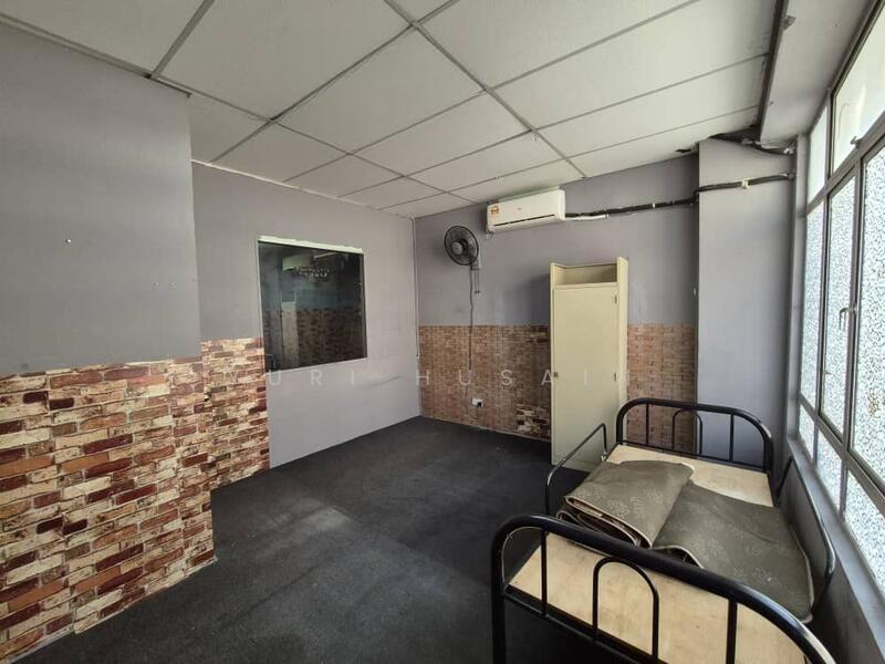 Dataran Otomobil - 1