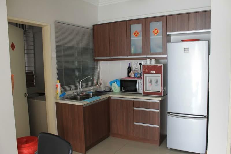 First Residence (Residensi Unggul) - 3