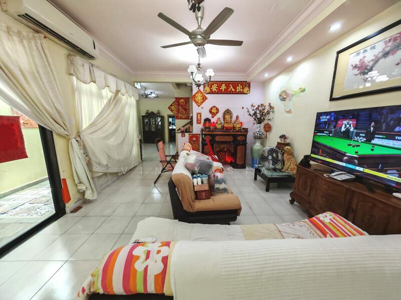 Taman Sutera Utama - 1