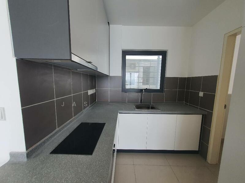 Lakeville Residence - 1