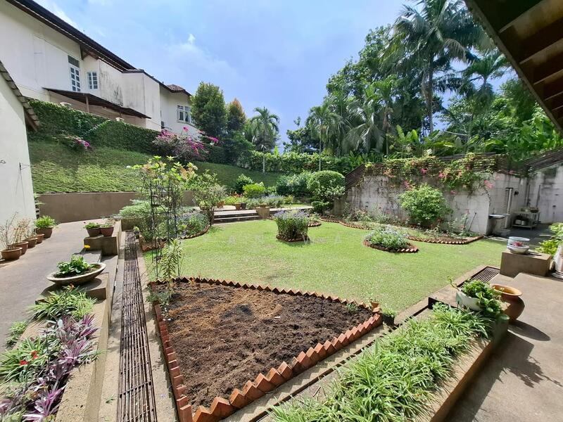 Jalan Permata 7/1, Seksyen 7 - 4