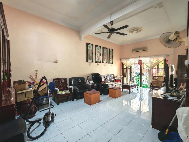 Taman Pelangi Indah - 1